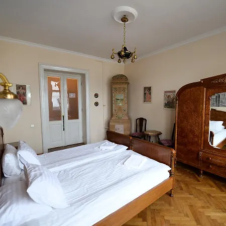Апартаменты The Historical Family Nest In Centre Львов